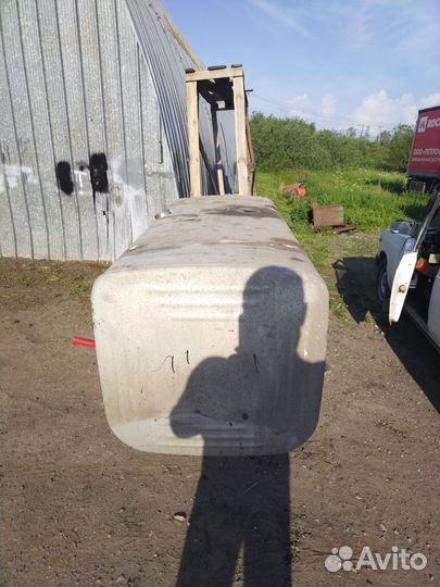 Топливный бак алюминиевый бу на skania 700л