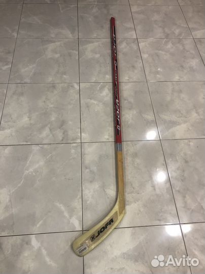 Хоккейная клюшка jofa-titan 4020 TS90 с афтографом