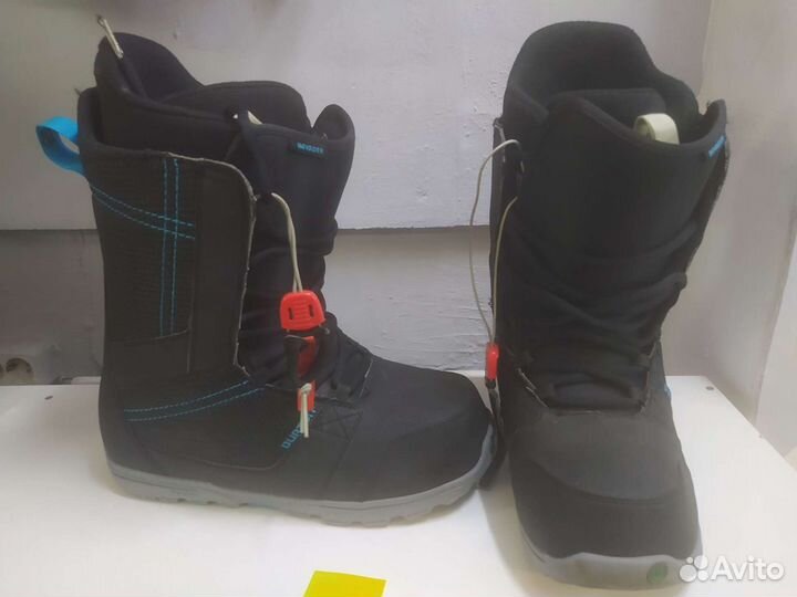 Сноубордические ботинки burton