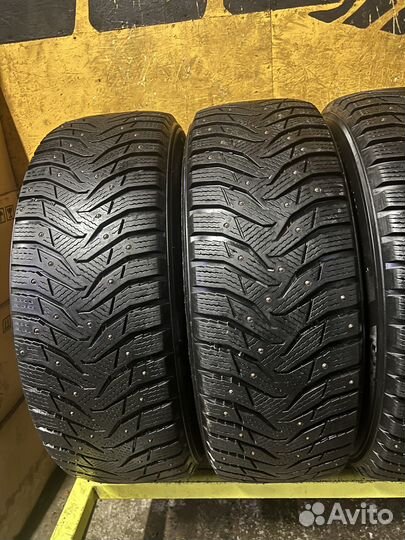 Kumho WinterCraft SUV Ice WS31 235/65 R17