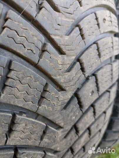 Michelin Latitude X-Ice North 255/55 R20