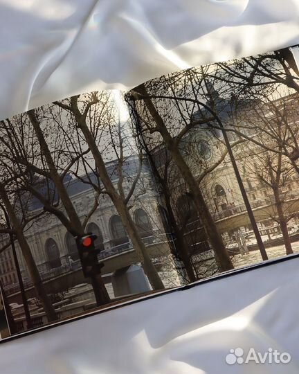 Винтажная книга-альбом о Париже, 1995 год