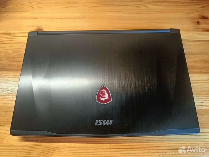 Игровой ноутбук msi, i7, 1050ti