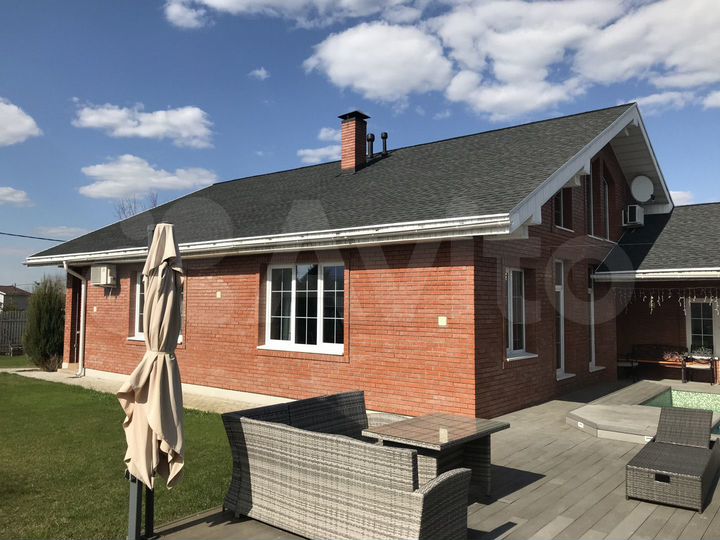 Коттедж 172,1 м² на участке 10 сот.