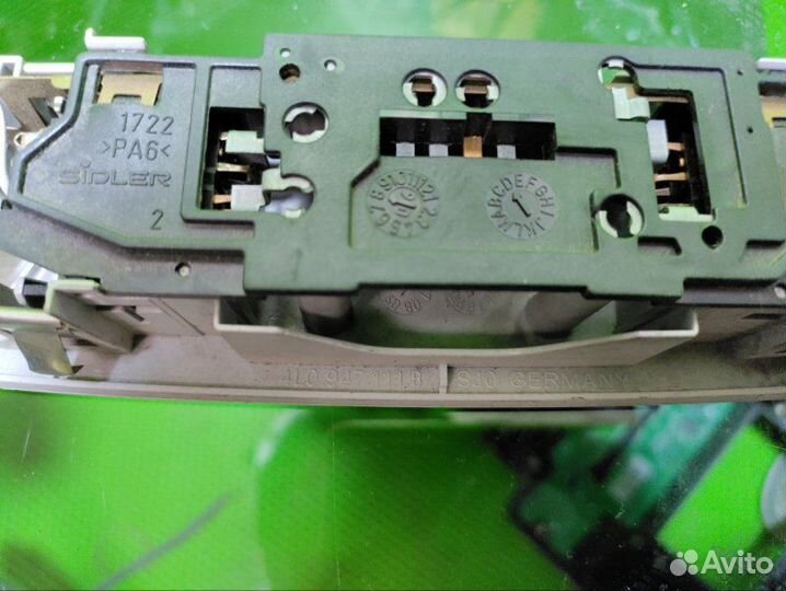 Плафон подсветки салона Audi Q7