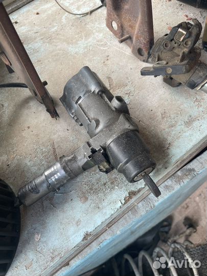 Замок зажигания w201