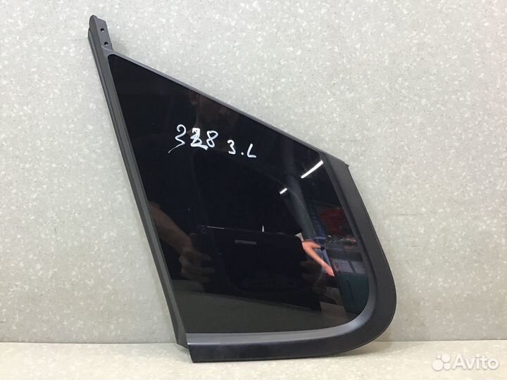 Стекло кузовное глухое левое Kia Optima IV 2016