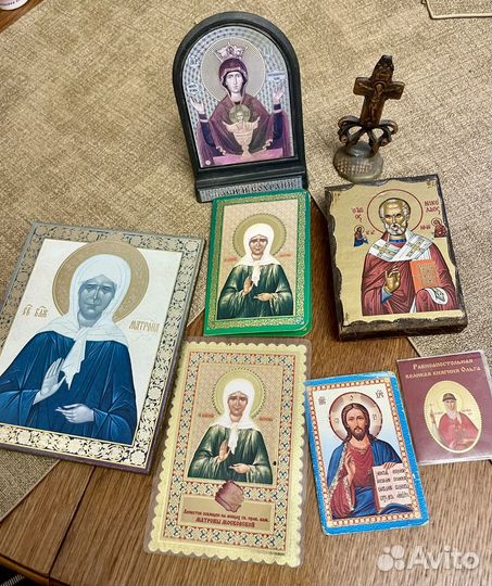 Иконки, подсвечник