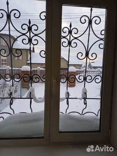 Решётка кованая на окно бу