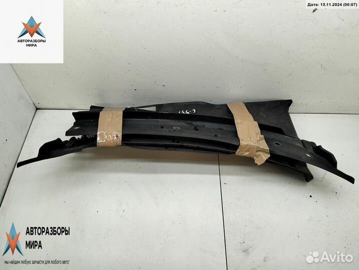 Дождевик Volkswagen Golf 3 1996 1H1819415B