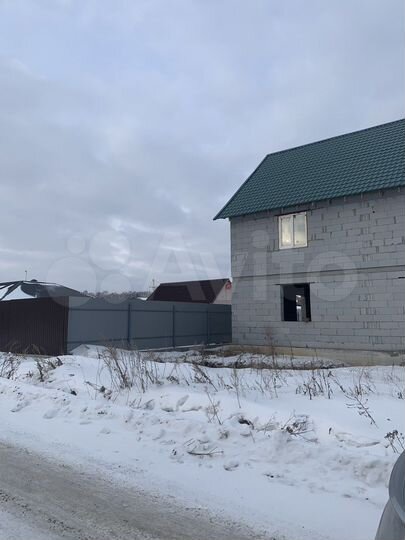 Коттедж 360 м² на участке 10 сот.