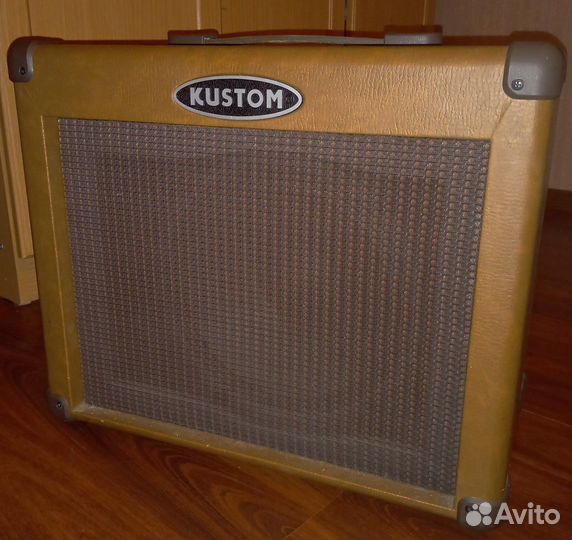 Комбоусилитель Kustom Sienna 30