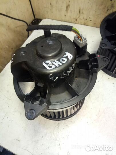 Моторчик печки Ford Focus/Focus RS