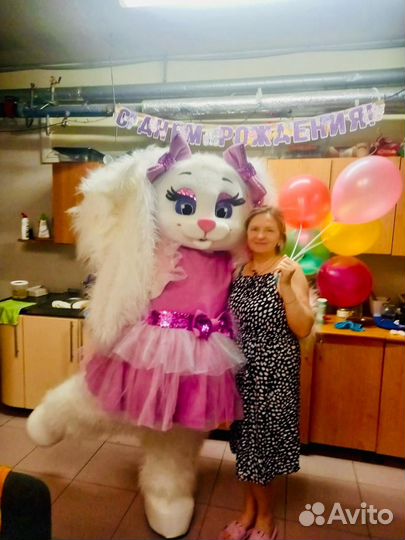 Ростовая кукла Аниматор Зайка Ляля поздравление