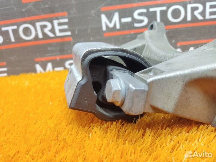 Подушка кпп Mercedes-Benz Clk-Class C209 112.912