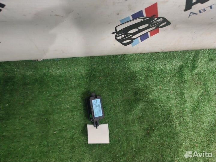 Датчик ускорения Bmw 328I F30 N20B20A 2012