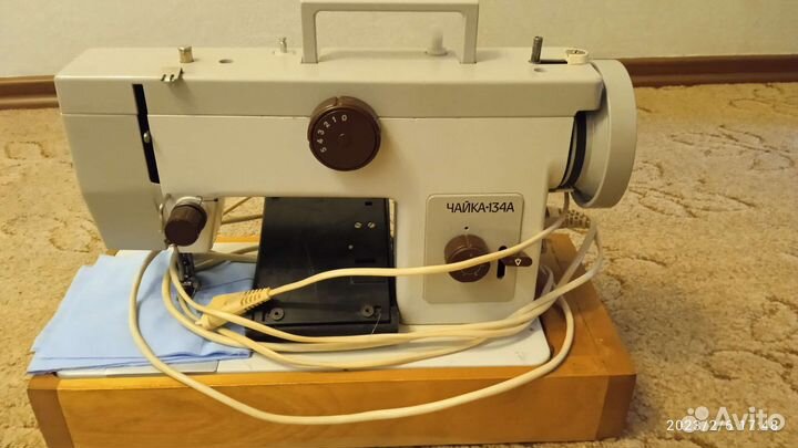 Продам швейную машину Чайка