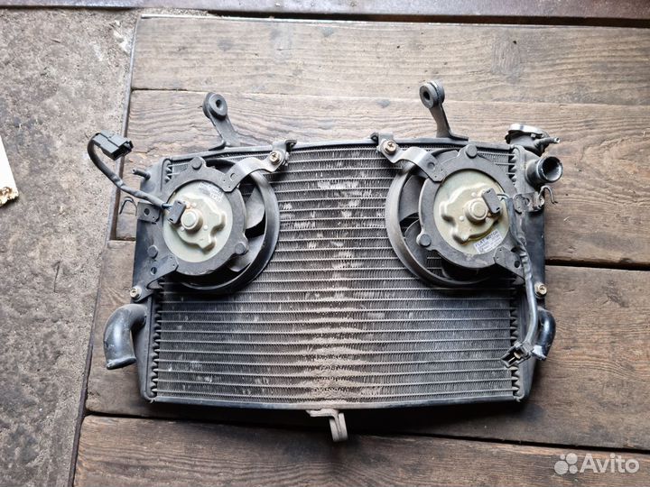 Yamaha r1 2004-2006 радиатор вентиляторы