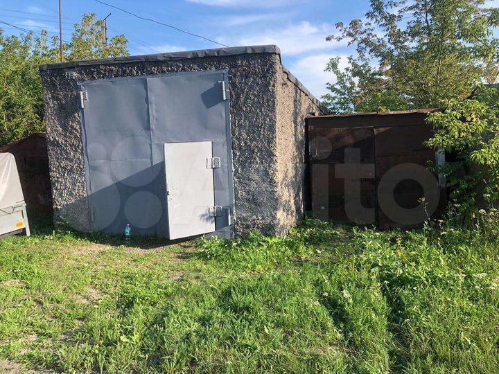 Гараж, > 30 м²