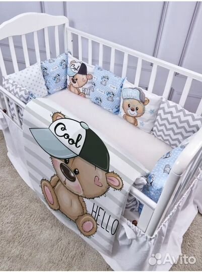 Бортики с одеялом в кроватку новые