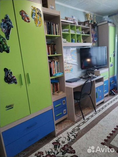 Школьная стенка