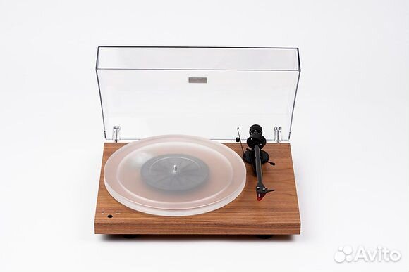 Проигрыватель Pro-Ject Debut Carbon Esprit