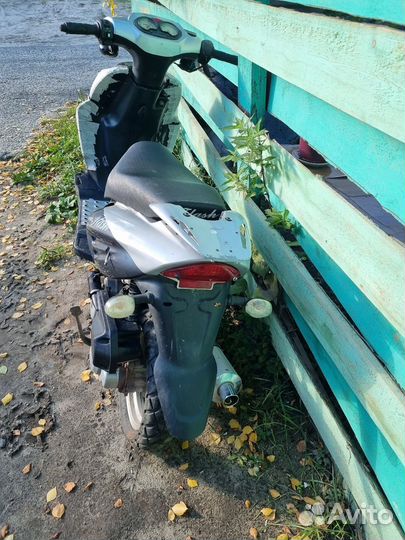 Racer скутер
