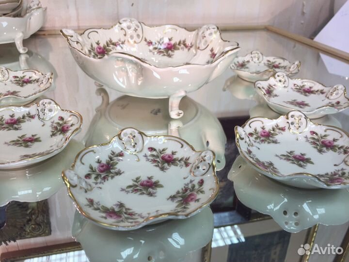 Набор посуды Розенталь антикварный розы