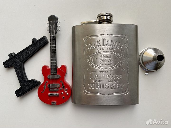 Подарочный набор фляга и зажигалка