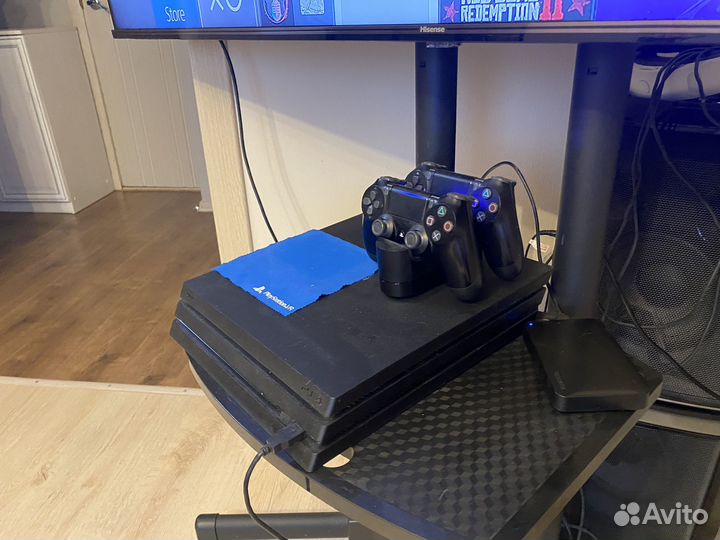 Sony PS4 pro 1tb