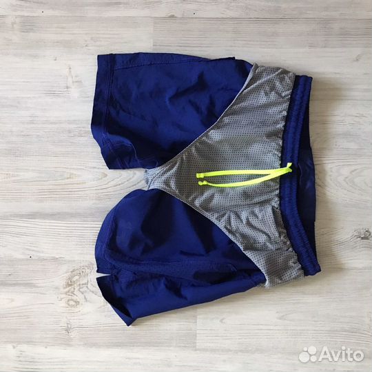 Новый оригинальные шорты Under Armour