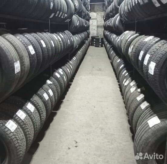 Kumho PorTran KC53 215/70 R15C 109M