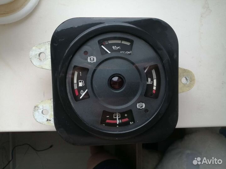Шкала приборов волга