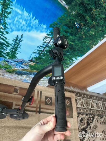 Электросамокат hiper Slim VX690