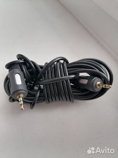 Кабель AUX с разъемом Jack 3,5