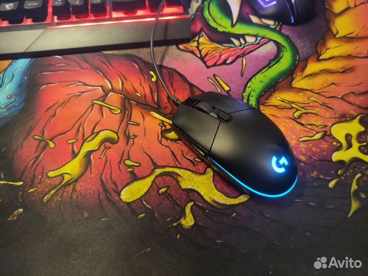 Проводная мышь Logitech g102