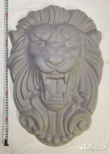 Голова льва. Панно на стену