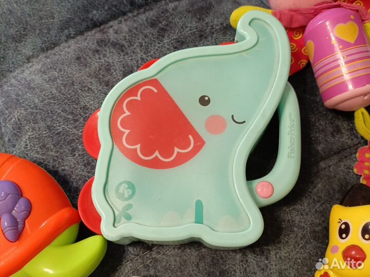 Развивающие игрушки пакетом