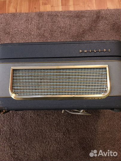Катушечный магнитофон philips