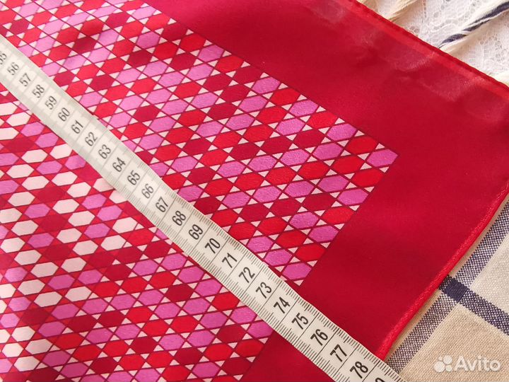 Яркий стильный дизайн платок италия