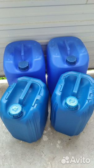 Канистры пластиковые бу 20л