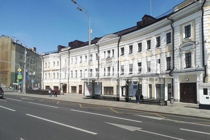 Сдам торговое помещение, 222 м²