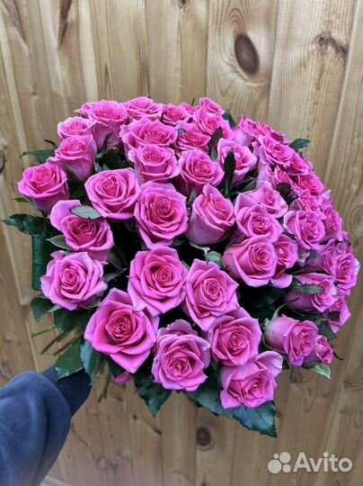 Букет красивых роз цветы 25 35 51 101