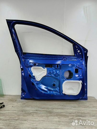 Дверь передняя левая Renault Megane 3