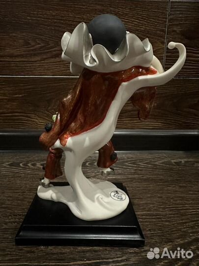 Статуэтка клоун Джузеппе Армани