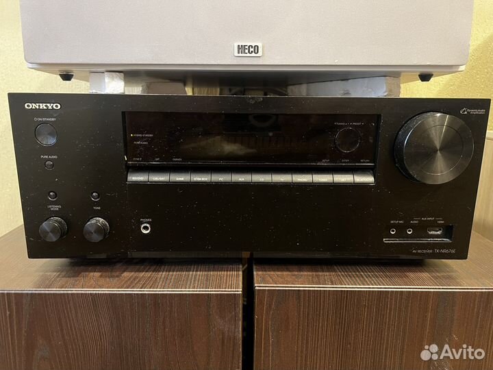 Hi-fi система. Напольные Колонки