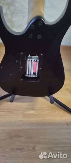 Электрогитара