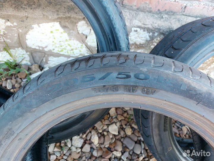 Pirelli Cinturato P7 205/50 R17 89V