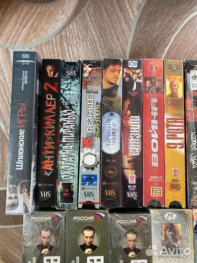 Видеокассеты с фильмами