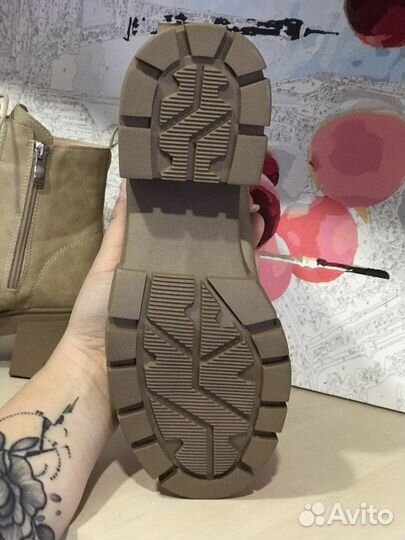 Ботинки бежевые женские 42 размер